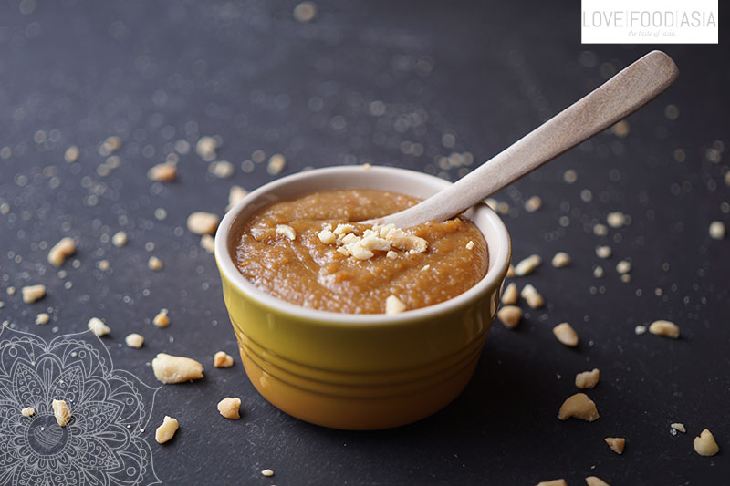 Homemade Satay Sauce (Saté Sauce) Love.Food.Asia.